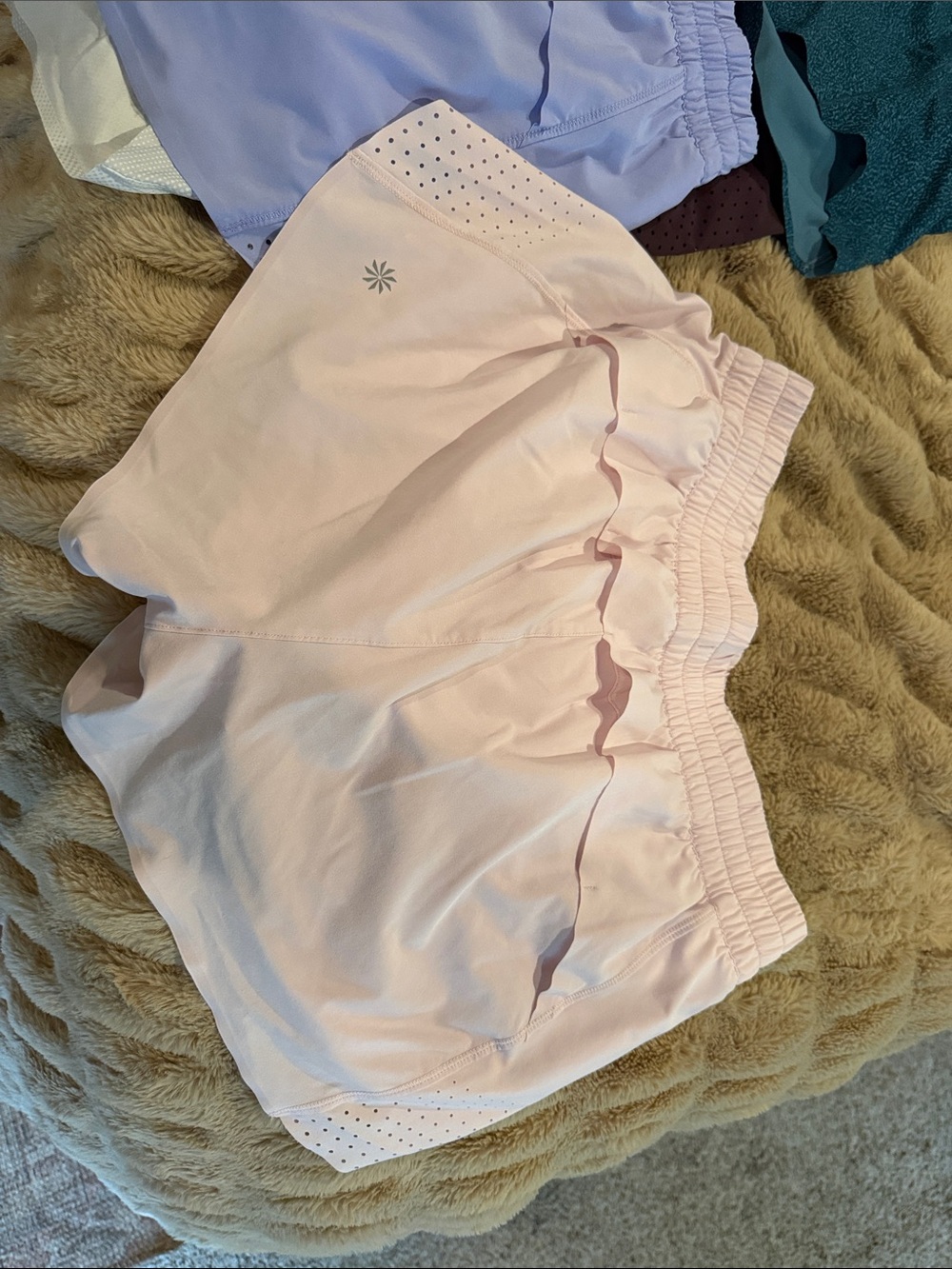 Athleta Hustle shorts - Picture 5 of 5